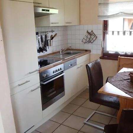 Holiday home Gemuetliches Mit Eigenem Garten